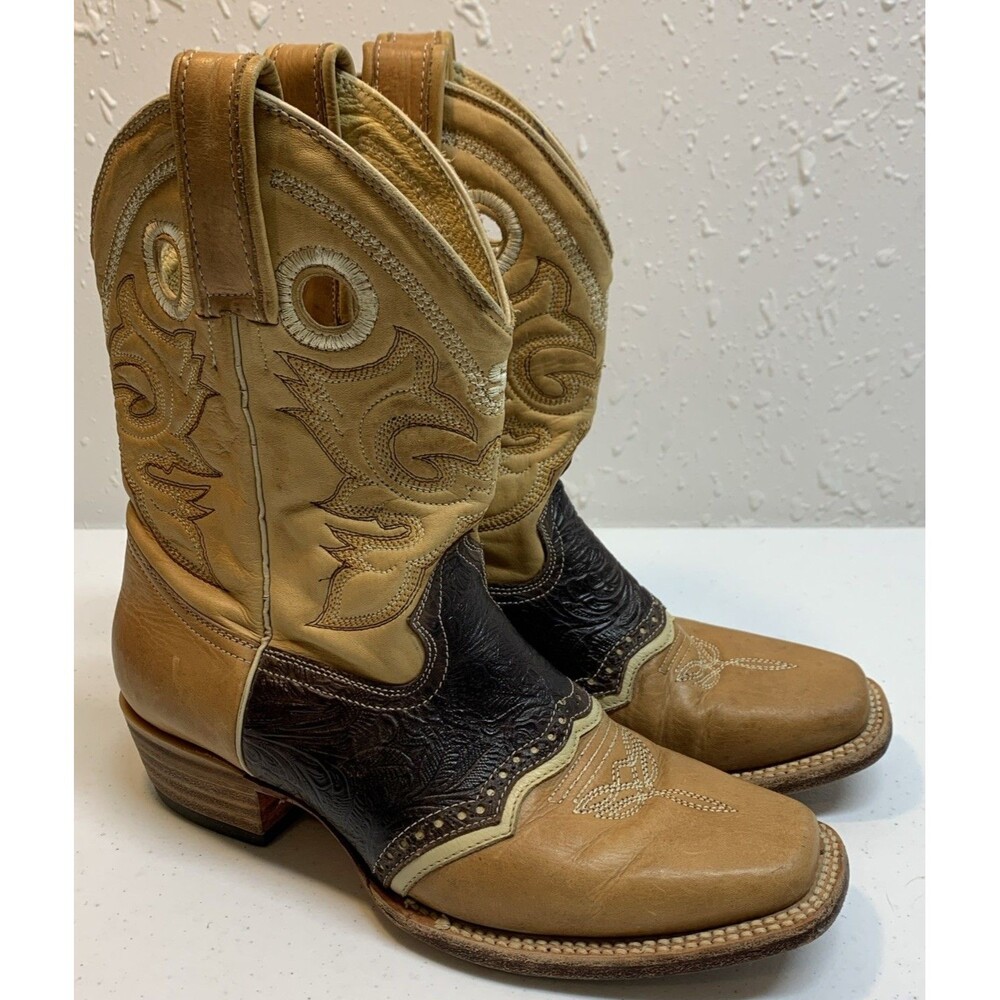Stephy Western Rodeo Boots Womens 7.5 Embossed Vamp & Tan Leather Square Toe